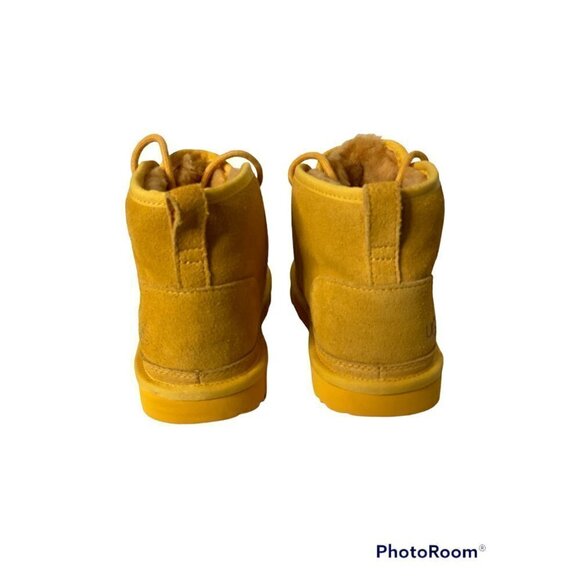 UGG Big Kids Neumel Chukka II Boot Yellow Size 6 NEW‎ - Picture 3 of 4